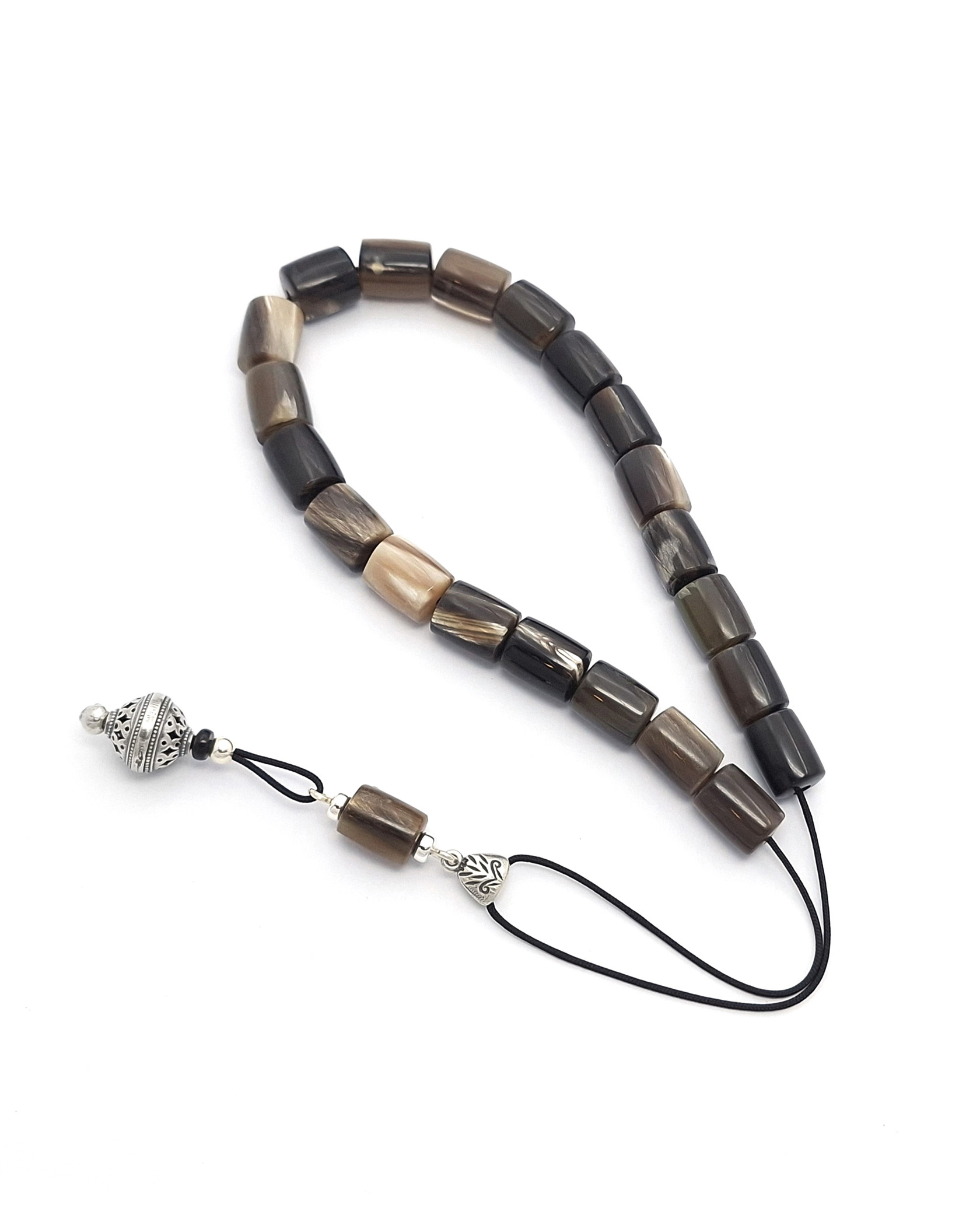 Animal horn kompoloi with silver fittings Animal horn kompoloi with silver fittings