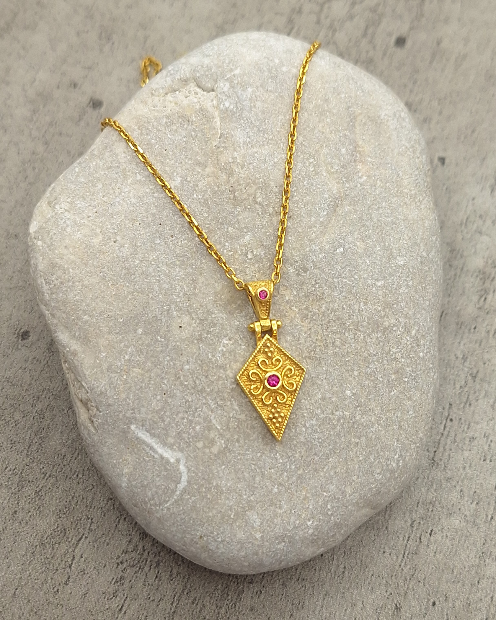 Byzantine Pendant made of Gold Plated Silver 925 and zircon Byzantine Pendant made of Gold Plated Silver 925 and zircon