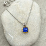 Byzantine pendant of 925 silver with Lapis