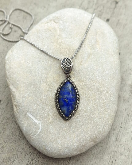 Byzantine Pendant with Lapis Lazuli and silver 925