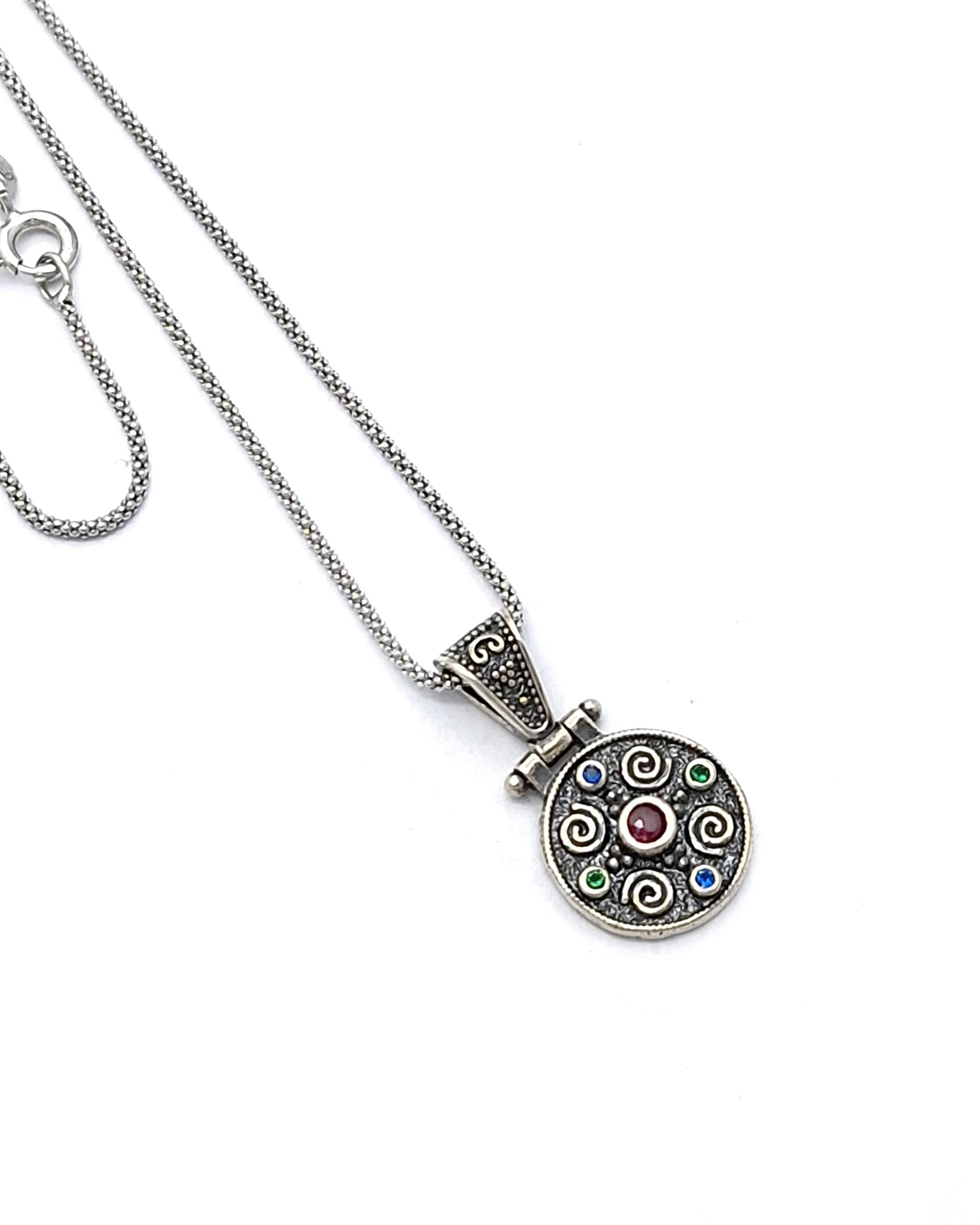 Byzantine pendant made of Sterling silver and zircon Byzantine pendant made of Sterling silver and zircon