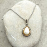 Byzantine pendant with mother of pearl and silver 925
