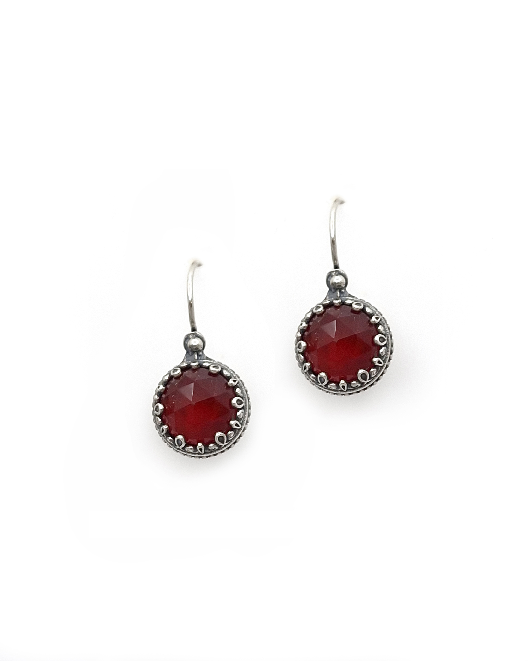 Byzantine Earrings in 925 Silver with Ruby Root Byzantine Earrings in 925 Silver with Ruby Root