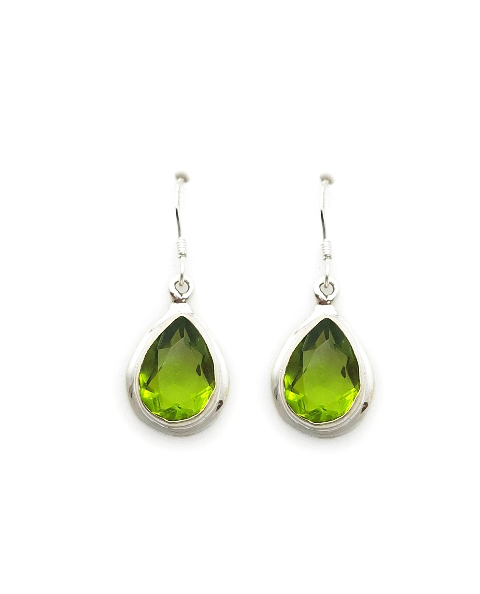 Handmade 925 Sterling Silver Earrings with Peridot semi precious stone Handmade 925 Sterling Silver Earrings with Peridot semi precious stone