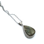 Χειροποίητο μενταγιόν από Ασήμι 925 με Σεραφινίτη