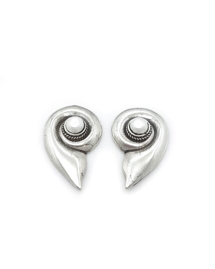 Stud Earrings in Sterling Silver 925 with Pearls