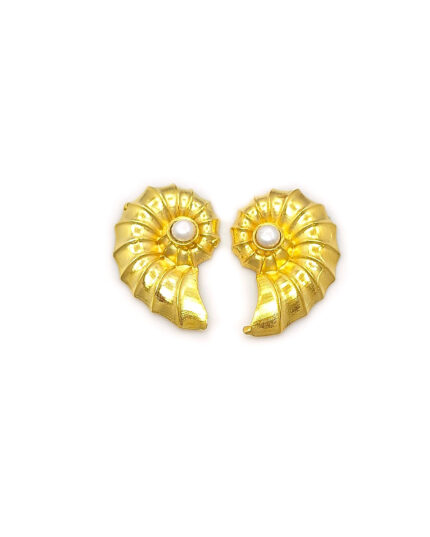 Handmade Shell Earrings with Pearl in Gold-Plated Sterling Silver 925