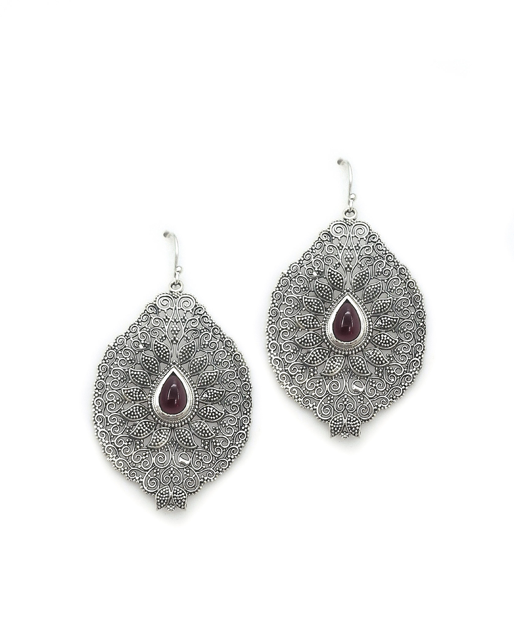 Handmade Folk Art Earrings in Sterling Silver 925 with Garnet | A Jewel of Distinctive Aesthetics Handmade Folk Art Earrings in Sterling Silver 925 with Garnet | A Jewel of Distinctive Aesthetics