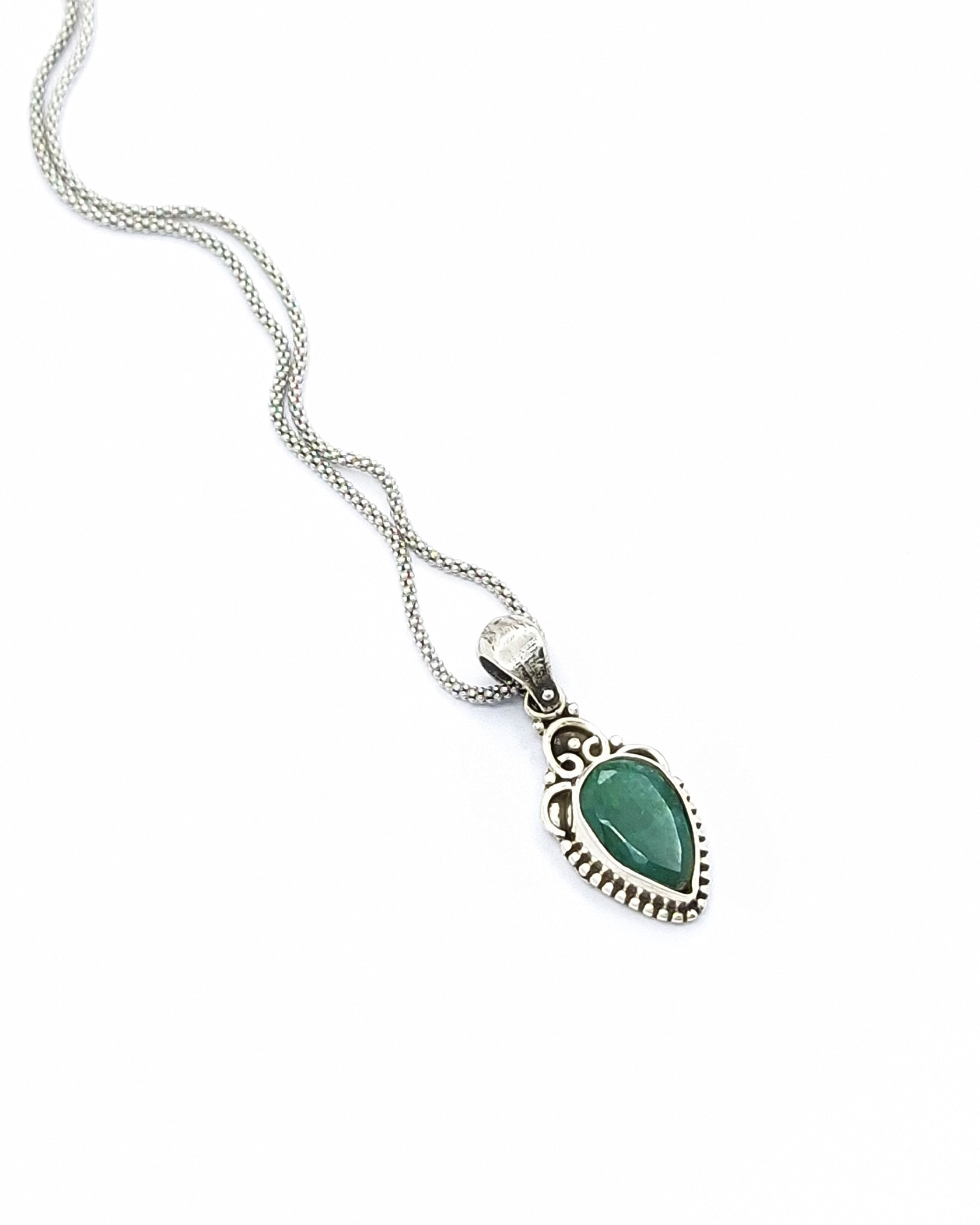 Handmade Sterling Silver 925 Pendant with Emerald Handmade Sterling Silver 925 Pendant with Emerald